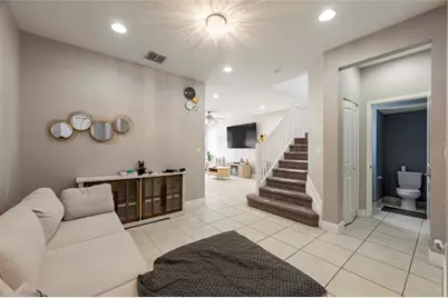 4530 NW 48th Ter, Tamarac, FL 33319 - Photo 9