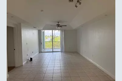 10700 NW 66 St, Unit #302, Doral, FL 33178 - Photo 11