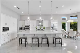 9025 Parkland Bay Dr, Parkland, FL 33076 - Photo 13