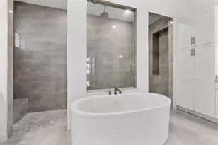 9025 Parkland Bay Dr, Parkland, FL 33076 - Photo 29