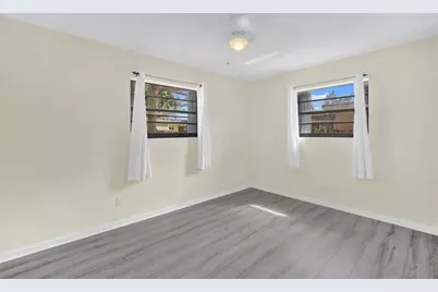 2221 SW 67th Ave, Miramar, FL 33023 - Photo 15