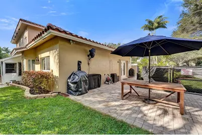 11300  Knot Way, Cooper City, FL 33026 - Photo 27