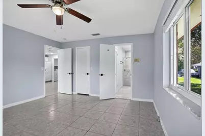 10071 NW 36th St, Coral Springs, FL 33065 - Photo 17