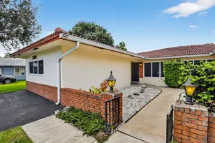 10071 NW 36th St, Coral Springs, FL 33065 - Photo 5