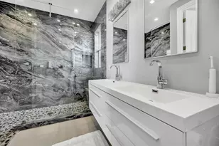 1231 Hayes St, Hollywood, FL 33019 - Photo 15