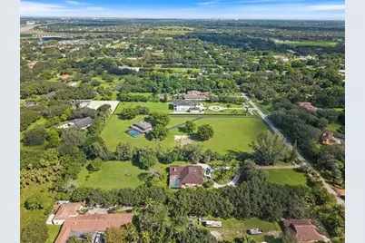 5401  Thoroughbred Ln, Southwest Ranches, FL 33330 - Photo 7