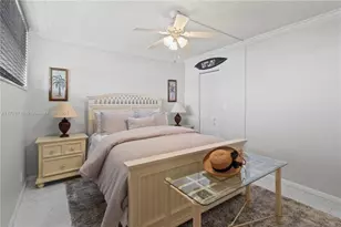 4800 Bayview Dr, Fort Lauderdale, FL 33308 - Photo 17