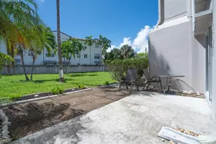 1967 S Ocean Blvd Unit, Lauderdale by the Sea, FL 33062 - Photo 3