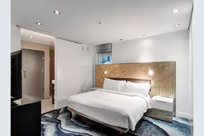 3101  Bayshore Dr, Unit #602, Fort Lauderdale, FL 33304 - Photo 27