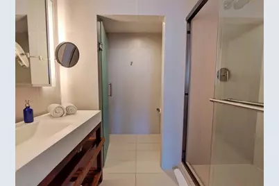 3101  Bayshore Dr, Unit #506, Fort Lauderdale, FL 33304 - Photo 15