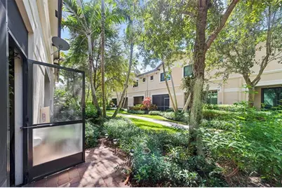 4222 E Dixie Hwy, Unit #82, Oakland Park, FL 33334 - Photo 29