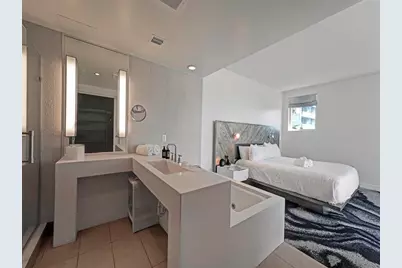 3101  Bayshore Dr, Unit #709, Fort Lauderdale, FL 33304 - Photo 11
