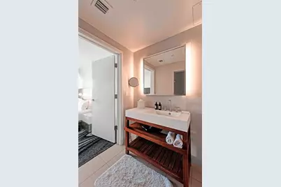 3101  Bayshore Dr, Unit #709, Fort Lauderdale, FL 33304 - Photo 25