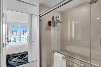 3101  Bayshore Dr, Unit #1707, Fort Lauderdale, FL 33304 - Photo 29