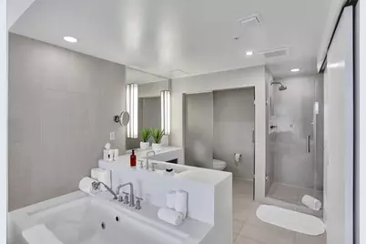 3101  Bayshore Dr, Unit #1707, Fort Lauderdale, FL 33304 - Photo 17