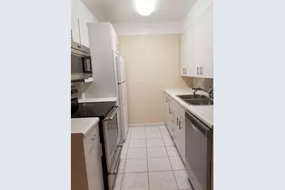 4090  Cornwall, Unit #4090, Boca Raton, FL 33434 - Photo 5