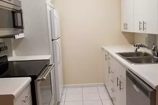 4090 Cornwall Unit, Boca Raton, FL 33434 - Photo 5