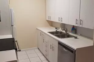 4090 Cornwall Unit, Boca Raton, FL 33434 - Photo 3