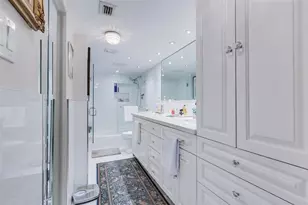 2501 Brickell Ave, Miami, FL 33129 - Photo 17