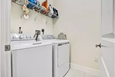 8001 NW 41st St, Unit #109, Doral, FL 33166 - Photo 25