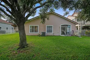 1885 NW 74th Way, Pembroke Pines, FL 33024 - Photo 7