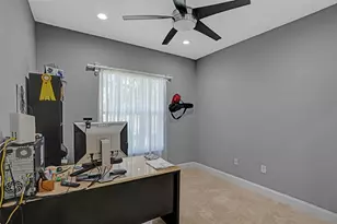 1885 NW 74th Way, Pembroke Pines, FL 33024 - Photo 27