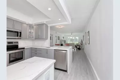 3004  Portofino Isle, Unit #B2, Coconut Creek, FL 33066 - Photo 3