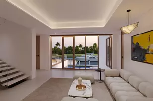 2729 NE 23rd Ct, Pompano Beach, FL 33062 - Photo 9