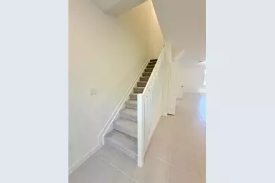 154 SE 10th Ct, Florida City, FL 33034 - Photo 5