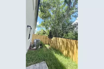 154 SE 10th Ct, Florida City, FL 33034 - Photo 19