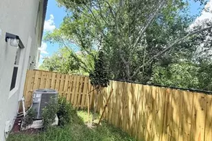 154 SE 10th Ct, Florida City, FL 33034 - Photo 19