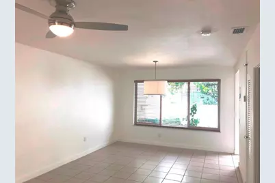 812 NE 90th St, Unit #3, Miami, FL 33138 - Photo 5