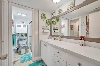 9480  Poinciana Pl, Unit #201, Davie, FL 33324 - Photo 31