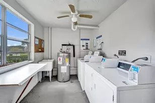 9480 Poinciana Pl, Davie, FL 33324 - Photo 35