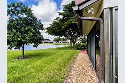 5667  Parkwalk Cir E, Unit #5667, Boynton Beach, FL 33472 - Photo 3
