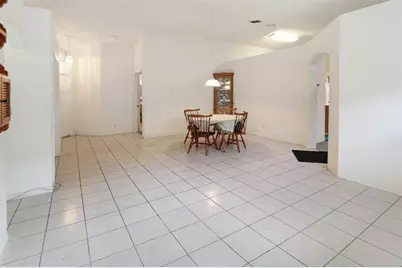 12250 NW 57th St, Coral Springs, FL 33076 - Photo 9