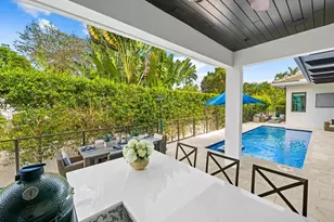 2408 NE 27th Ave, Fort Lauderdale, FL 33305 - Photo 9