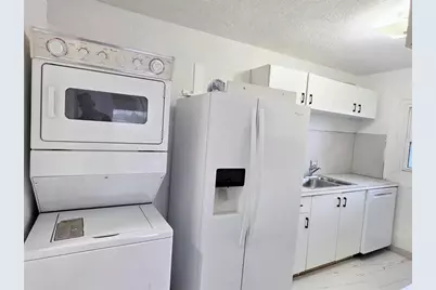 1751 NW 29th Ter, Fort Lauderdale, FL 33311 - Photo 3