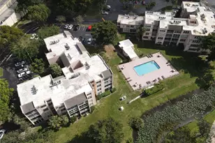 9471 Evergreen Pl, Davie, FL 33324 - Photo 23