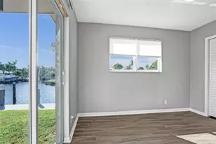 949 SE 10th Ct, Pompano Beach, FL 33060 - Photo 33