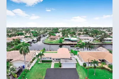 949 SE 10th Ct, Pompano Beach, FL 33060 - Photo 5