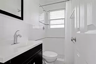 949 SE 10th Ct, Pompano Beach, FL 33060 - Photo 25