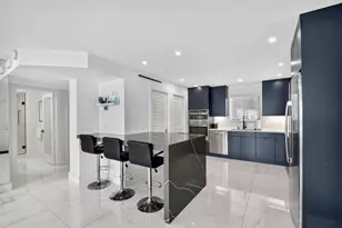 301 Lake Shore Dr Unit, West Palm Beach, FL 33403 - Photo 13