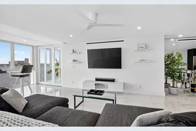 301  Lake Shore Dr, Unit #801, West Palm Beach, FL 33403 - Photo 9