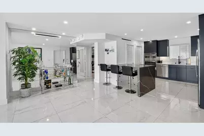 301  Lake Shore Dr, Unit #801, West Palm Beach, FL 33403 - Photo 11