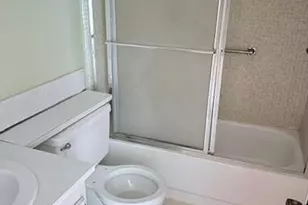 103 Newport F Unit, Deerfield Beach, FL 33442 - Photo 7