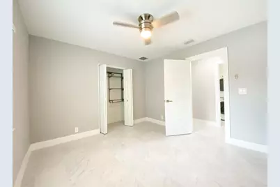 1402 NE 34th St, Oakland Park, FL 33334 - Photo 17