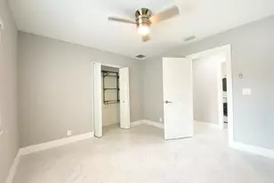 1402 NE 34th St, Oakland Park, FL 33334 - Photo 17