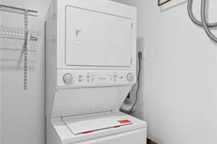 1402 NE 34th St, Oakland Park, FL 33334 - Photo 43