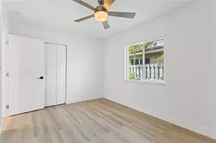 1402 NE 34th St, Oakland Park, FL 33334 - Photo 49